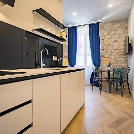 Best4stay Luxury Guest house 4*